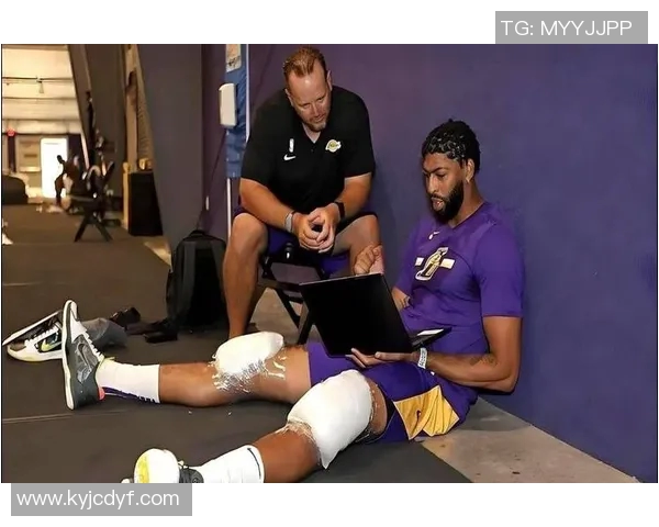 浓眉重返洛杉矶感受球迷热情期待与大家共同奋斗