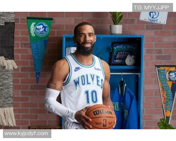 里德表示将与年轻球员同场竞技并愿意承担老将责任转型为教练角色